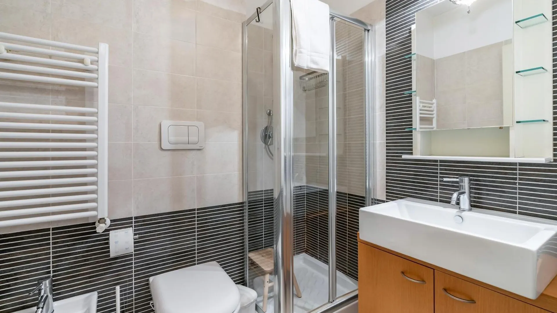 Ferienwohnung Portuense 107 - Bright Flat Rom Apartment